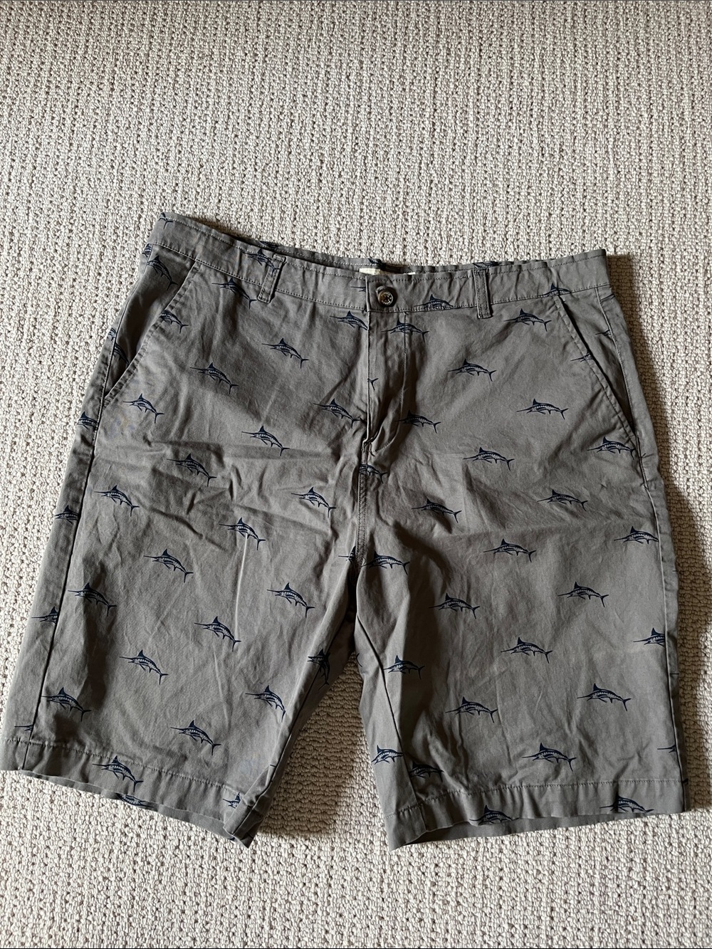 Men’s gray/navy fish shorts by Hudson & Barrow